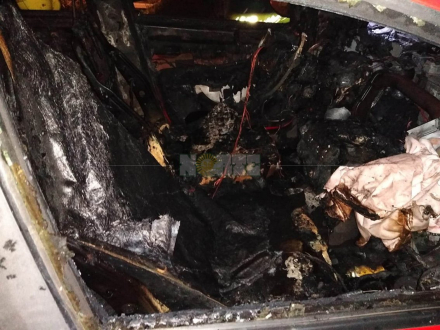 autos incendiados.jpg