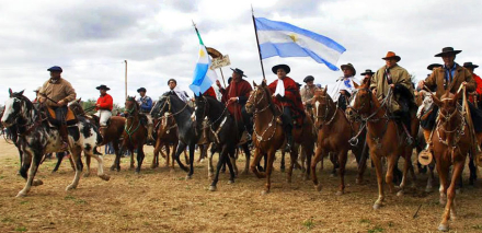 57JUL25(CABALGATA1).jpg