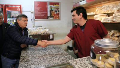 El gobierno volcará recursos para que el kilo de pan se venda a 55 pesos