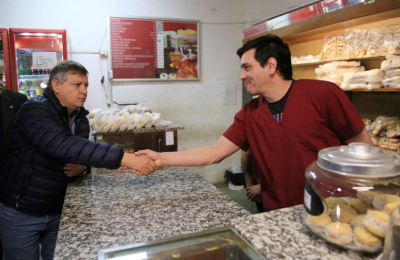 El gobierno volcará recursos para que el kilo de pan se venda a 55 pesos