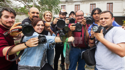 Fotógrafos: la difícil tarea de retratar los momentos exactos