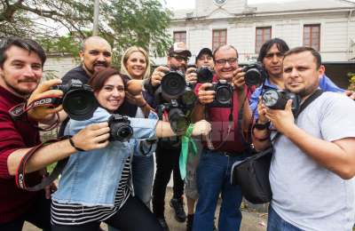 Fotógrafos: la difícil tarea de retratar los momentos exactos 