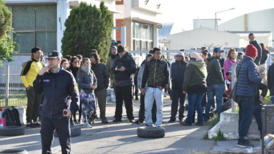 Chubut: estatales bloquean el Ministerio de Economía