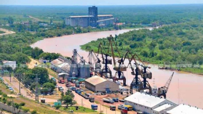El interventor del Puerto de Barranqueras expone en un encuentro en Francia