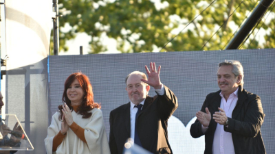 Acto en Santa Rosa por el Día de la Lealtad con Alberto y Cristina