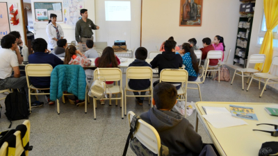 Naciones Unidas pide reabrir las escuelas para evitar una catástrofe generacional