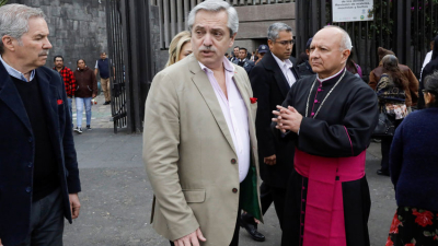 En la previa de su encuentro con López Obrador, Alberto visitó la basílica de Guadalupe