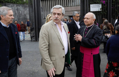 En la previa de su encuentro con López Obrador, Alberto visitó la basílica de Guadalupe