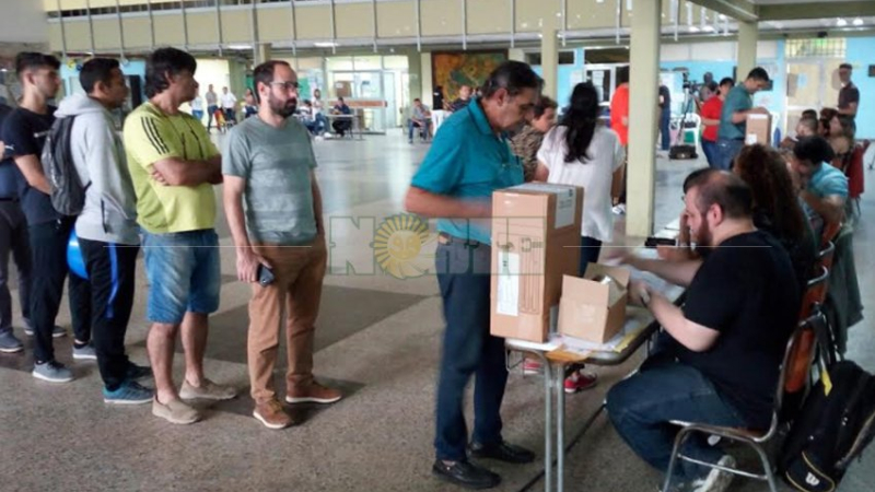 Elecciones: reunión entre apoderados de partidos y la Dirección Nacional Electoral