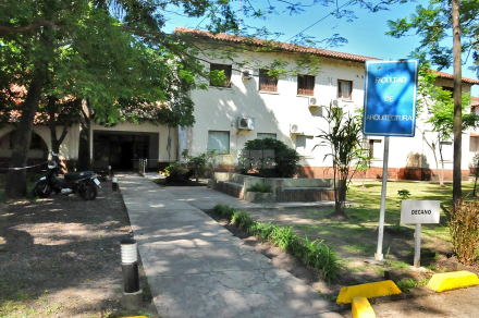 UNNe Arquitectura.jpg
