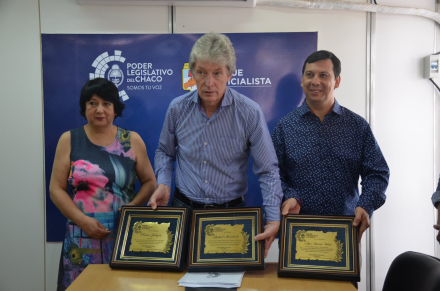 Foto _ Entrega de placas _ Hugo Sager .jpg