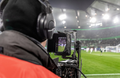 Realizaron la primera transmisión vertical de un partido de fútbol para móviles
