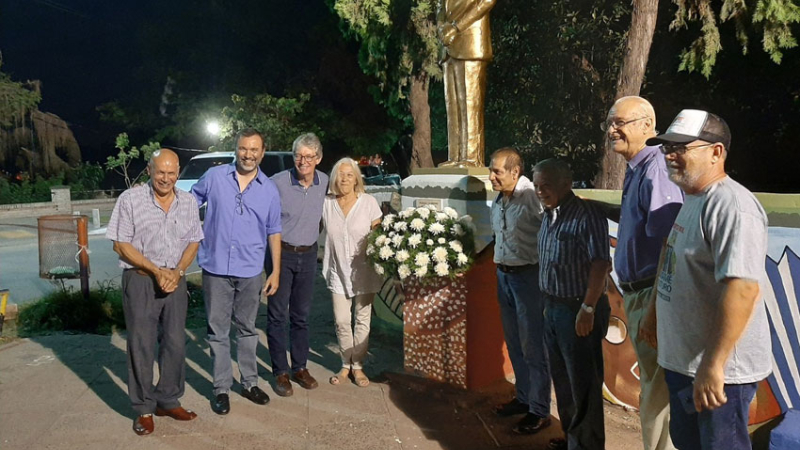 Restauraron la obra en homenaje a Heraclio Pérez de la mano de su autor