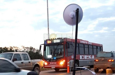 Con radares móviles, se controlan los límites de velocidad en el puente