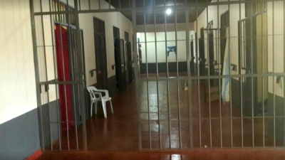 Al menos 75 presos se fugan de una prisión en Paraguay