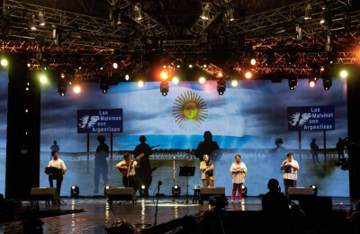 Miles de personas asistieron a la Fiesta Nacional del Chamamé