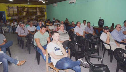 REUNION-DE-PRODUCTORES-F.jpg