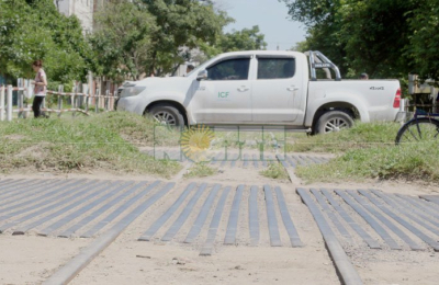 Los años, la basura y los pastizales complican el servicio ferroviario