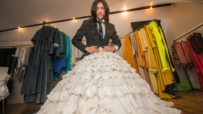 Gustavo Pucheta: el niño mimado de la moda chaqueña que nunca dejo de soñar