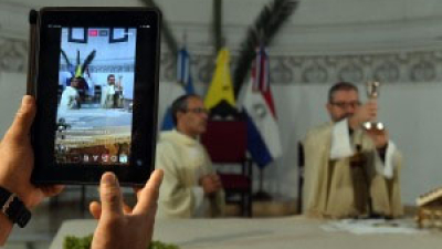 Reza #Conmigo: YouTube pone a disposición transmisión en vivo de celebraciones religiosas