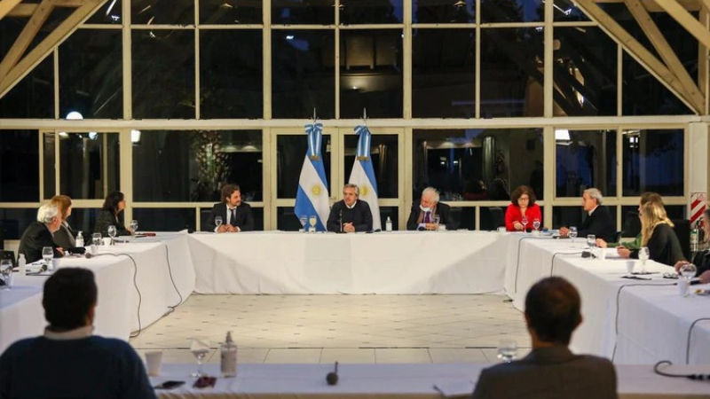 Alberto Fernández obtuvo el aval de los expertos para avanzar con una reapertura progresiva de la cuarentena
