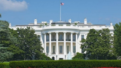 Alarma en la Casa Blanca por un caso positivo del ayudante del vicepresidente