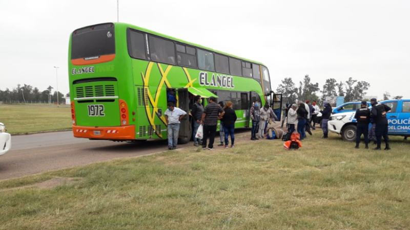 Interceptan un colectivo con 58 pasajeros procedentes de Rosario