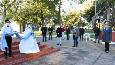 Margarita Belén celebró el aniversario del 25 de Mayo con un diferente pero emotivo acto 