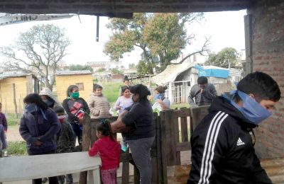 Superó una neumonía, el Covid-19 y reabrió un comedor para el barrio