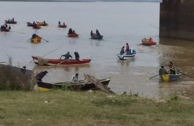 Los pescadores chaqueños se lanzaron al Paraná para subsistir