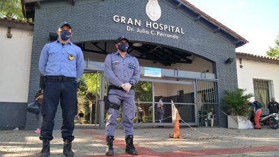 Policías atendieron el nacimiento de una beba dentro del patrullero