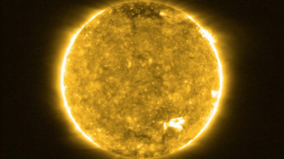 Llamaradas solares saludan el acercamiento de la Solar Orbiter