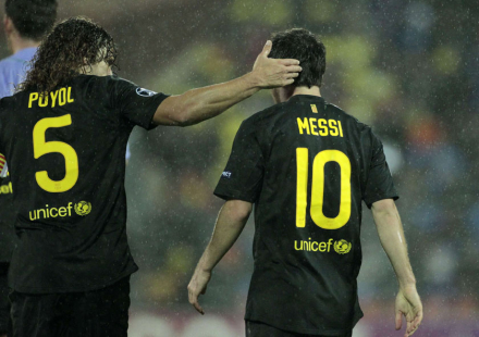 messi-puyol.jpg