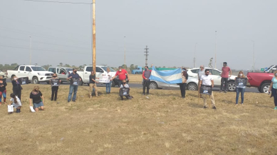Chaqueños con casas en Paso de la Patria entregaron un segundo petitorio a Valdés
