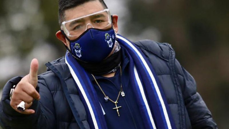 Maradona se puso al frente del Lobo