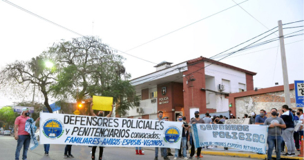 marcha policias.JPG