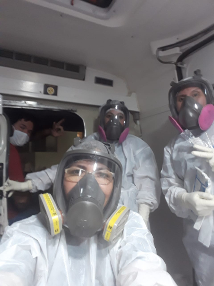 en ambulancia covid.jpg
