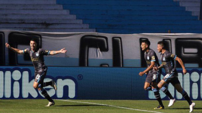 Copa de la Liga: Atlético Tucumán goleó a Racing en el Cilindro