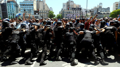 Fuerte polémica entre la Nación y CABA por los disturbios en el funeral de Diego
