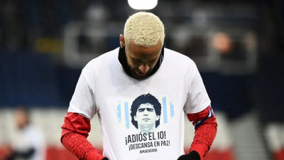 Hermoso homenaje de Neymar y el PSG para Diego Maradona