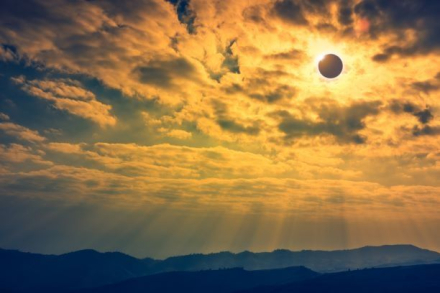 eclipse02.jpg