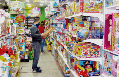 A pesar de la crisis remontó la venta de juguetes en Navidad