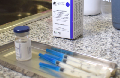 Aplicaron las primeras 540 dosis a trabajadores de la primera línea de lucha contra el coronavirus