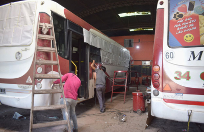 Acondicionan los colectivos para la vuelta del servicio urbano