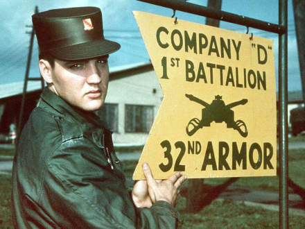 Elvis 3.jpg