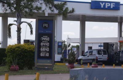 Combustibles: pese a las tres subas del mes, en el sector dicen que el precio aún queda atrasado