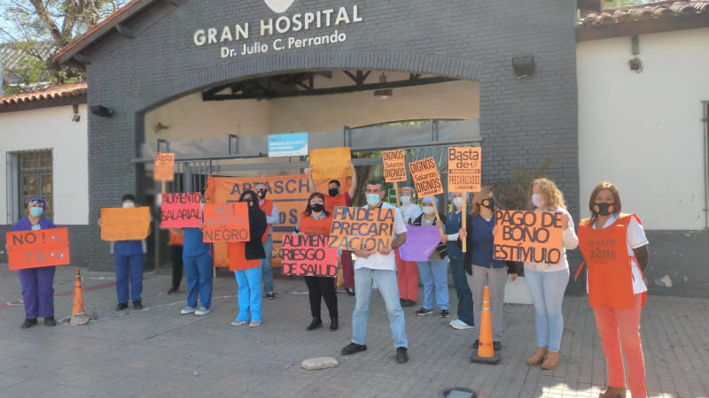 Para Aptasch los bajos salarios en salud son una decisión política