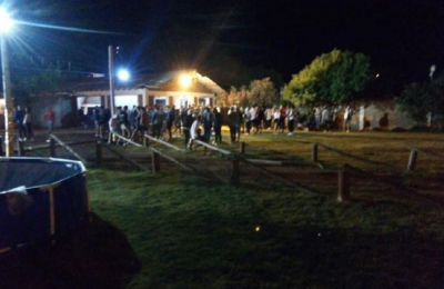 La hija de un gobernador invitaba a una fiesta clandestina