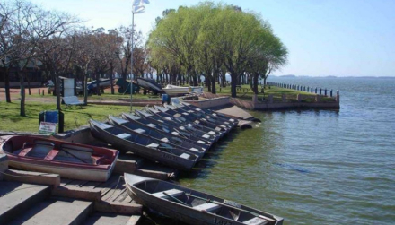 laguna de lobos.jpg