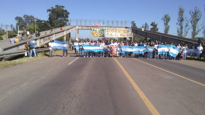 El 100% de docentes de Presidencia de la Plaza acató el paro